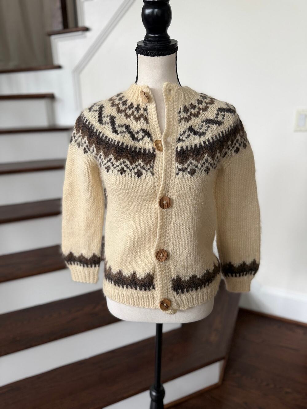 Vintage Fair Isle Cream & Brown Long Sleeve Cardigan Sweater Scandinavian